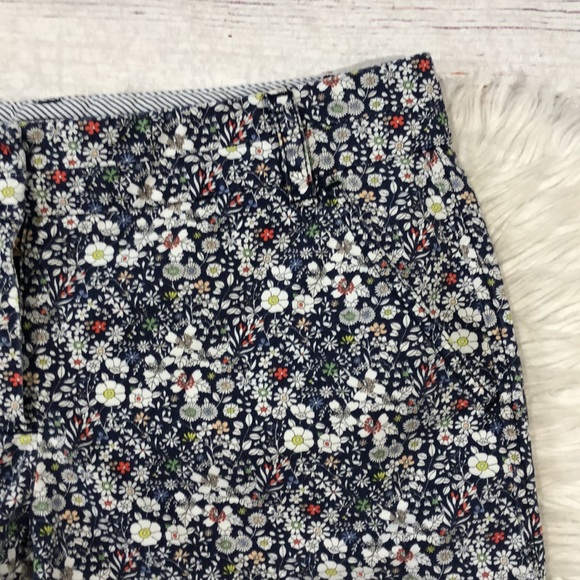 J.Crew x Liberty Art Floral Patterned Daisy Chino Shorts - Picture 7 of 13